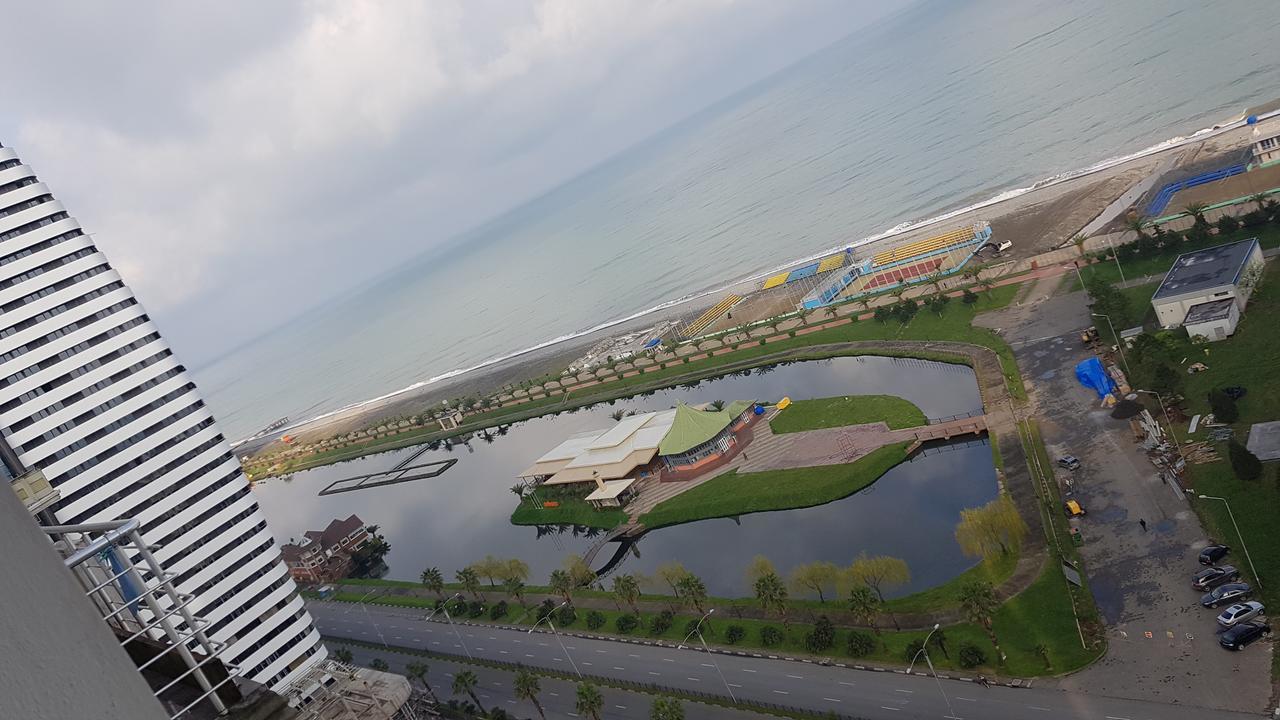 Sky-G Sea View Apartment Batumi Kültér fotó