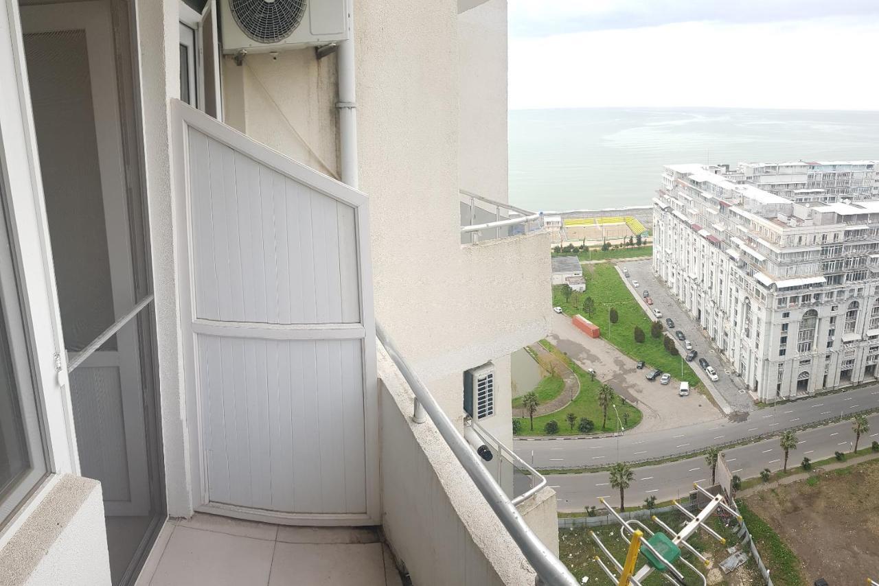 Sky-G Sea View Apartment Batumi Kültér fotó