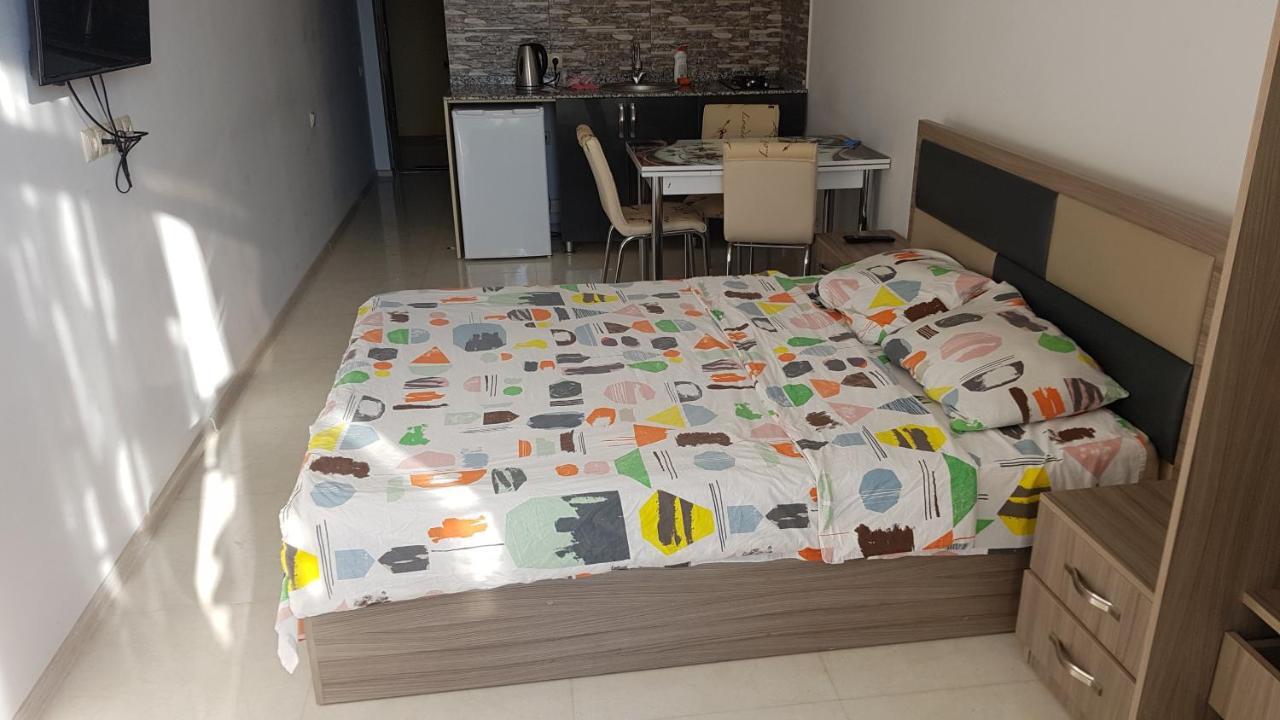 Sky-G Sea View Apartment Batumi Kültér fotó